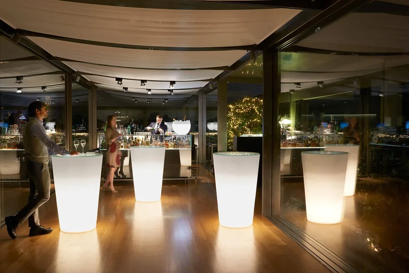 Table Haute - Pint