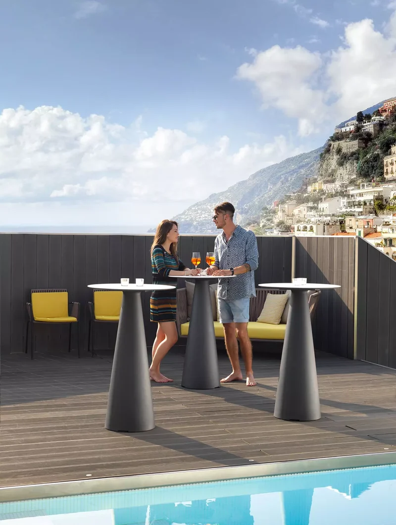 Ensemble Table & Chaises - Bar Tiffany dot