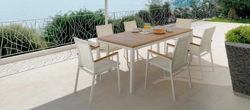 Ensemble Table & Chaises - Timber