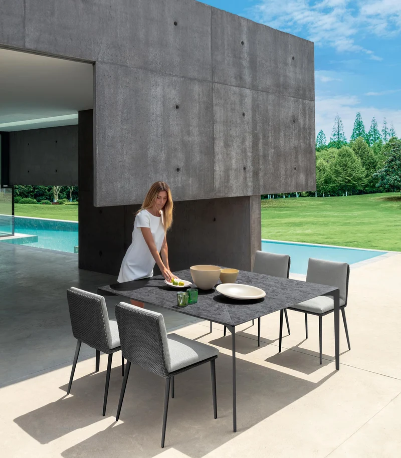 Ensemble Table & Chaises - Leaf